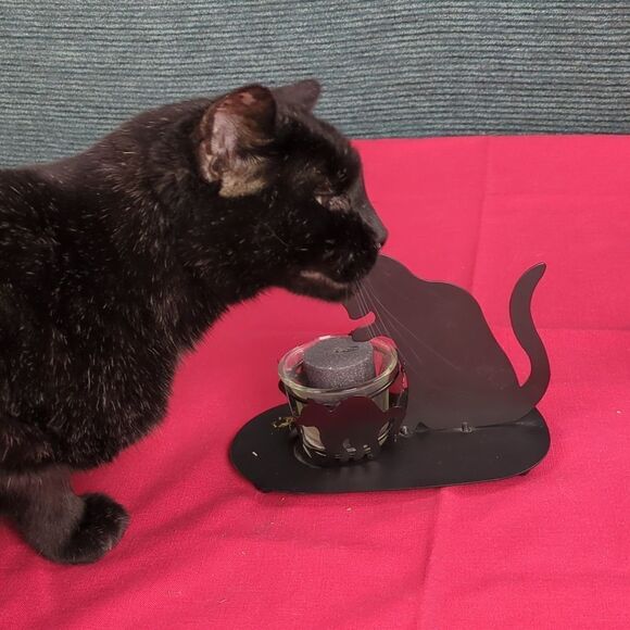 For Kitty Rescue! Vintage Metal Mama Kitty & Kittens Votive Candle Holder - Picture 2 of 16